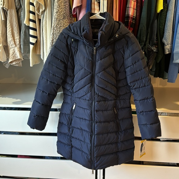 NWT Kenneth Cole Navy Blue Longer Puff Coat - Picture 4 of 8